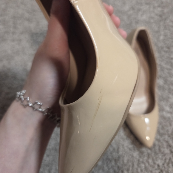 Classic Women's Patent Pointed-Toe Pumps in Nude - Picture 7 of 13